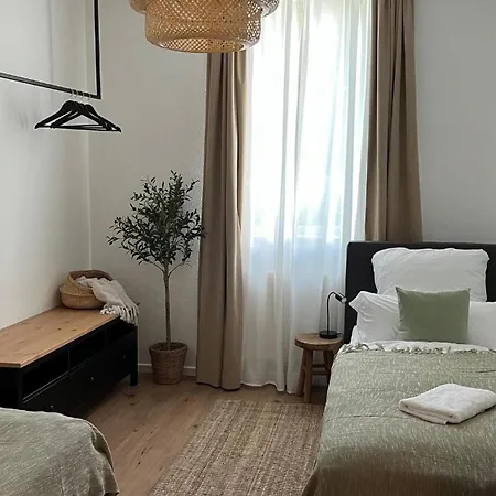 First-floor Without Steps
